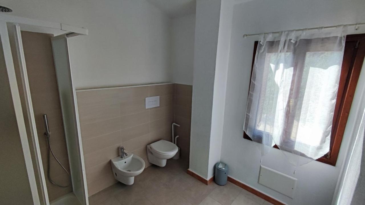 Casa L'Ulivariu Affittacamere San Teodoro  Exterior foto