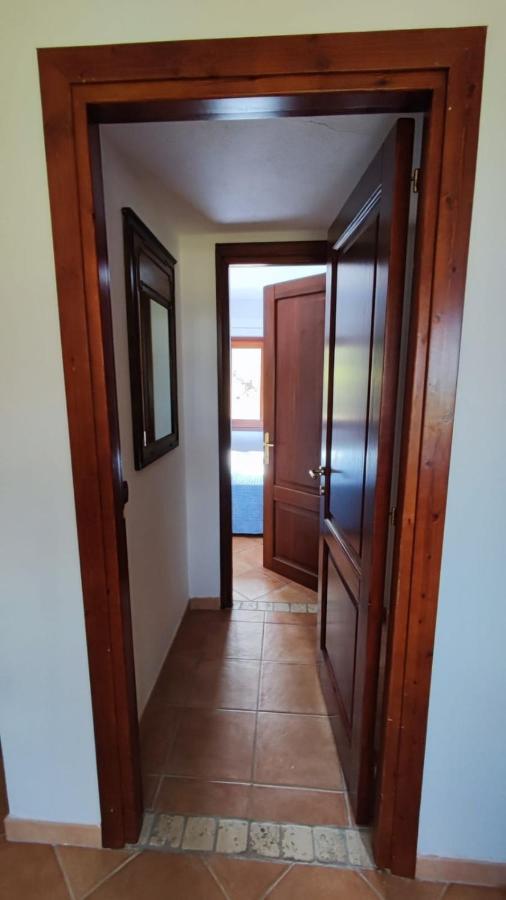 Casa L'Ulivariu Affittacamere San Teodoro  Exterior foto